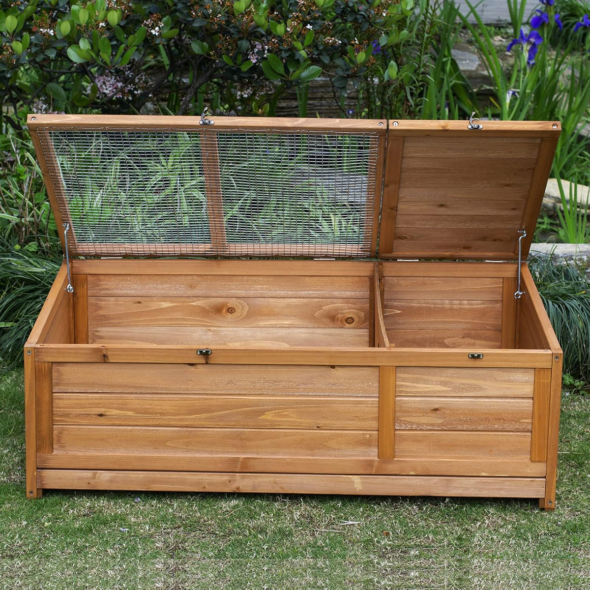 Wooden Tortoise House with Removable Bottom V906219