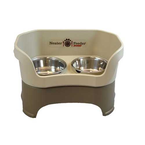 Dog Feeder E6887