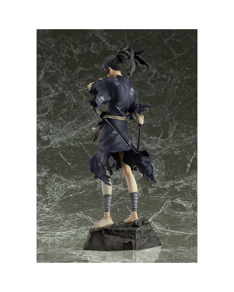 1/7 Scale Figure B9634