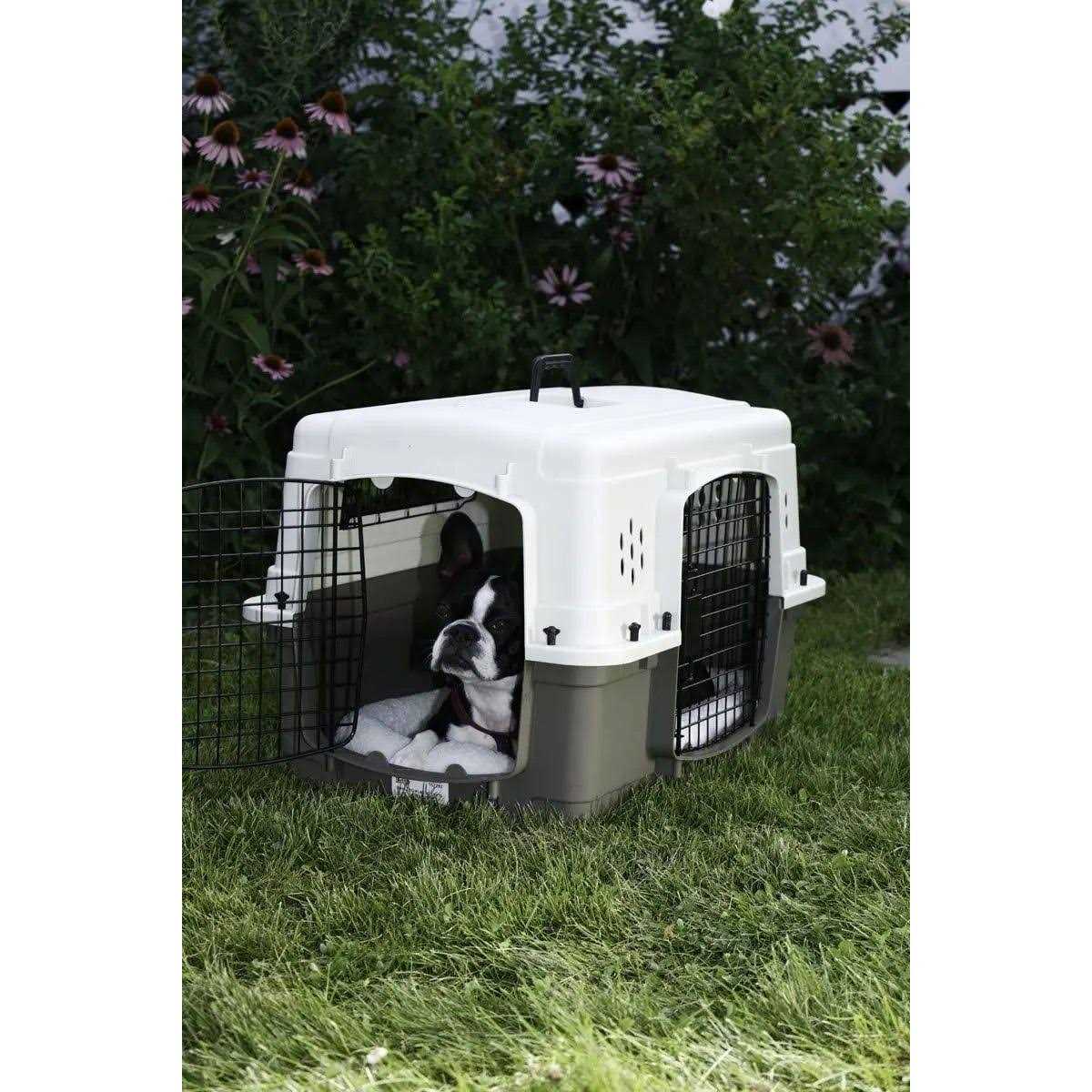 Double Door Plastic Crate R3572