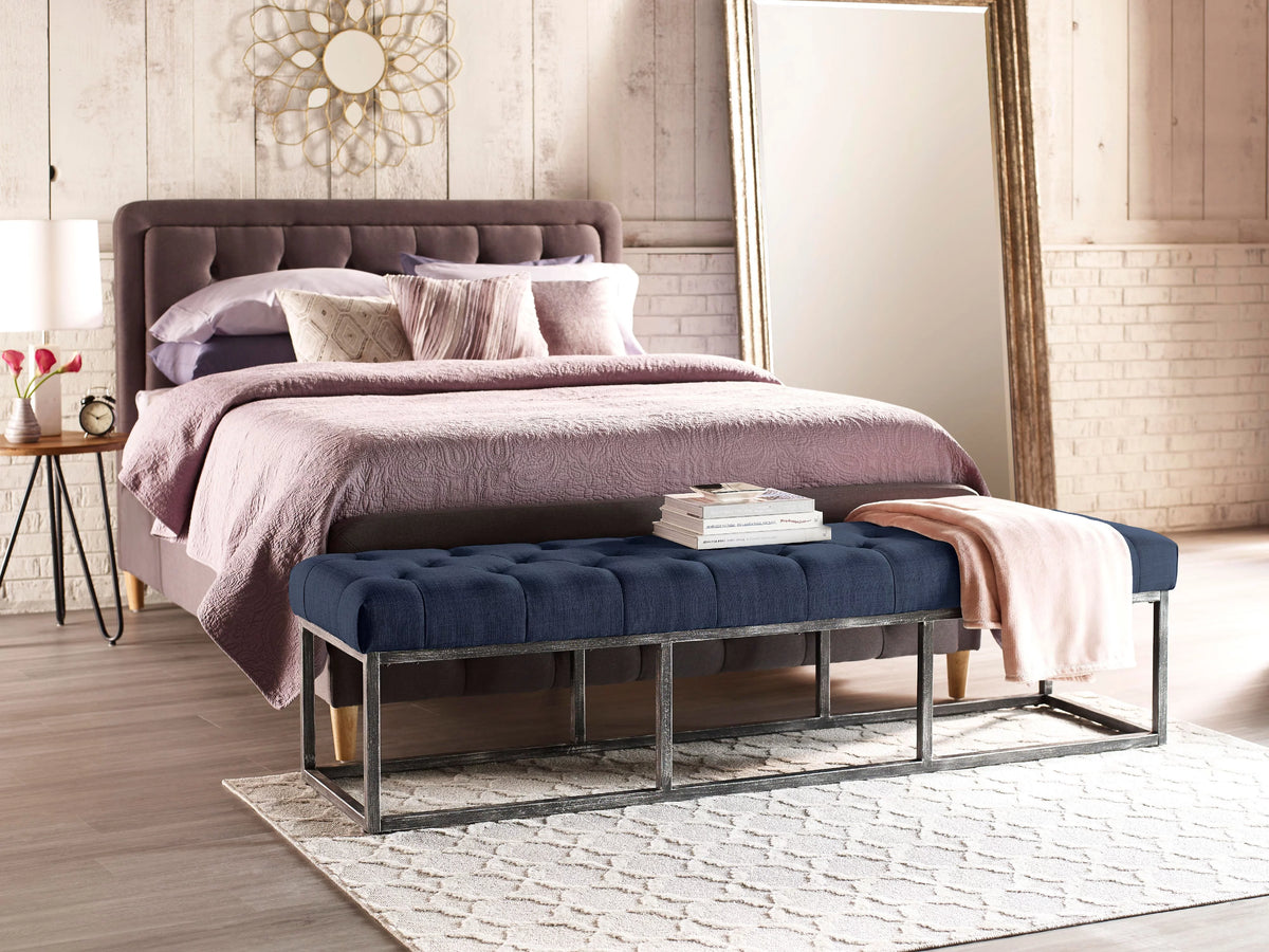 Tufted Bench with Iron Legs Y82969