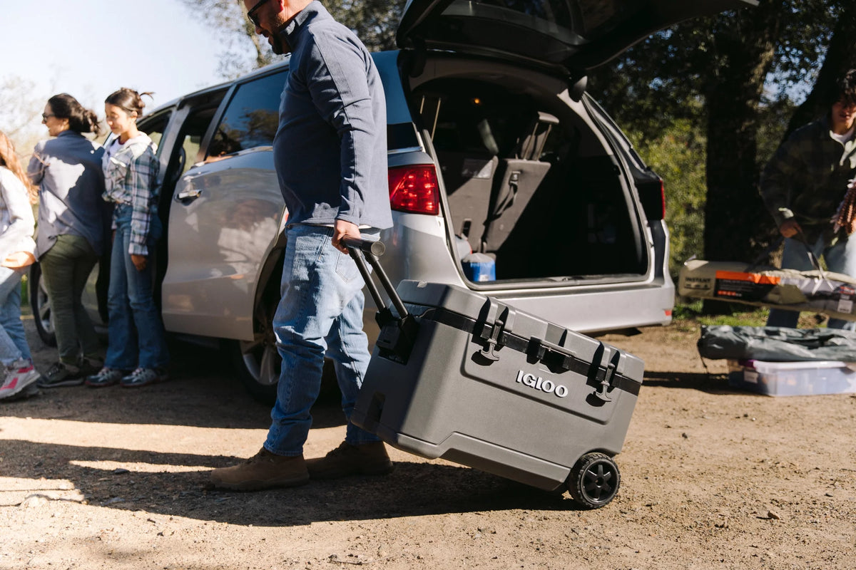 72 Quart Wheeled Ice Chest Cooler Y595