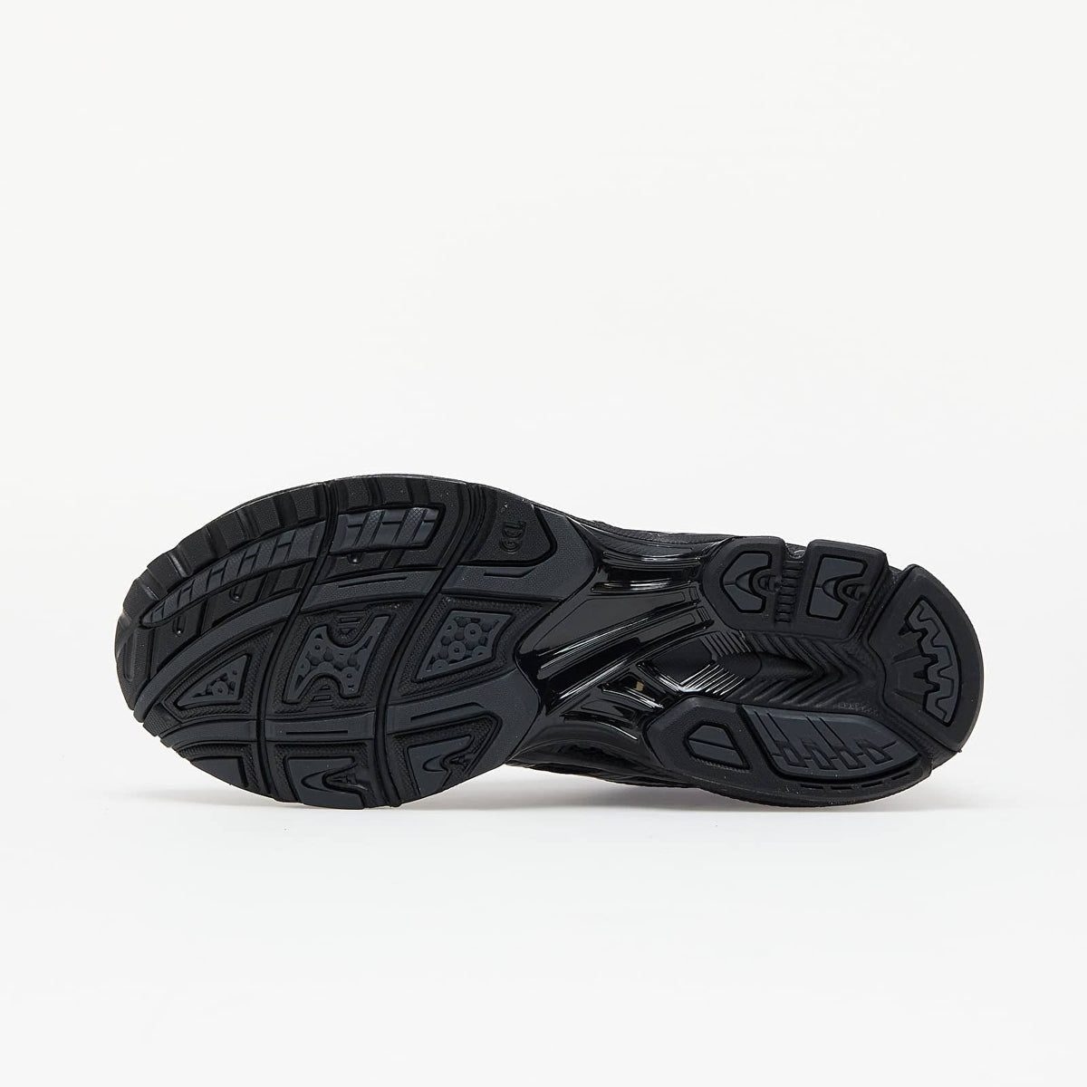 Gel-Kayano 14 J30202