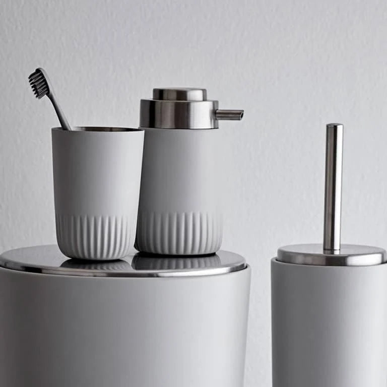Toilet Brush White C835