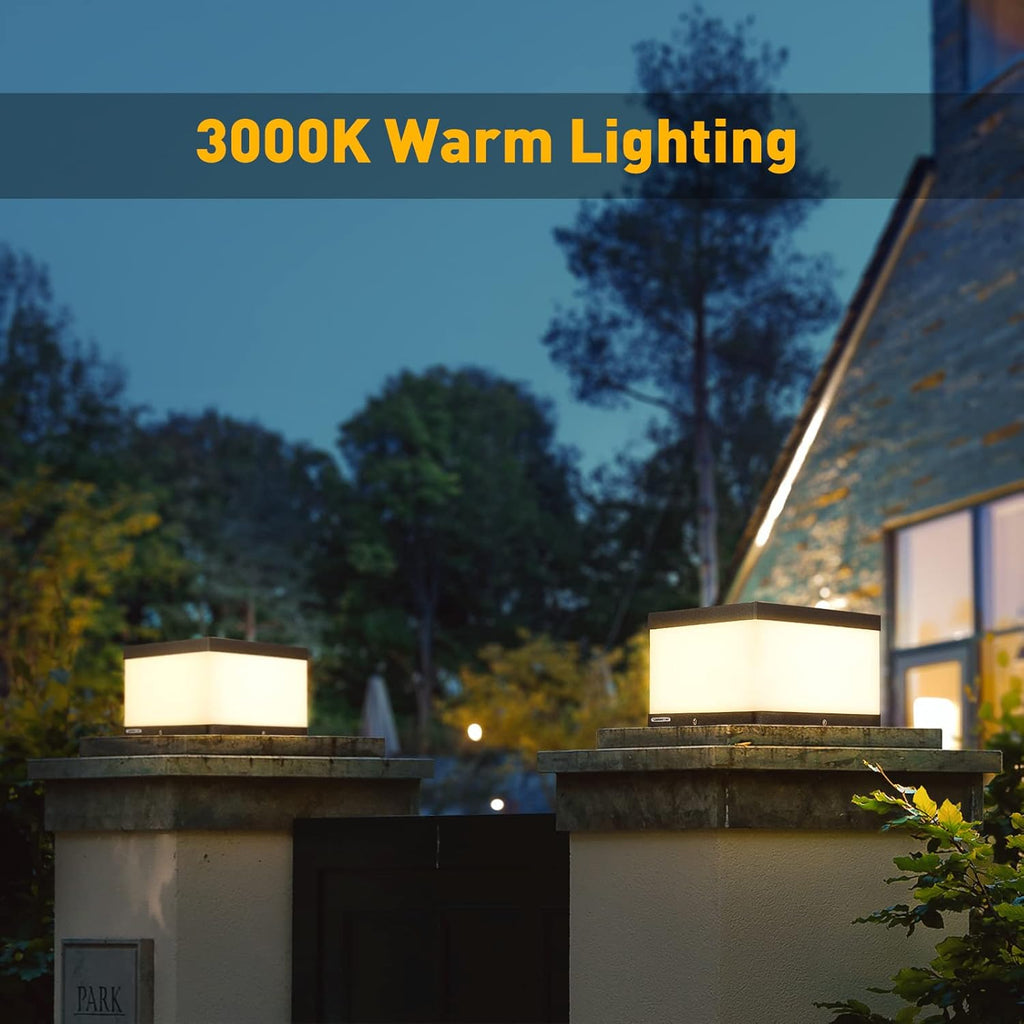 Outdoor Solar Post Cap Light N636268