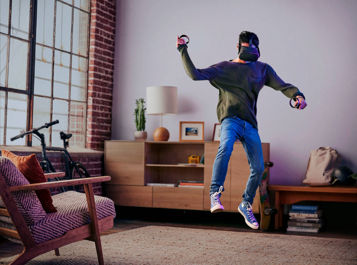 VR Headset M8120