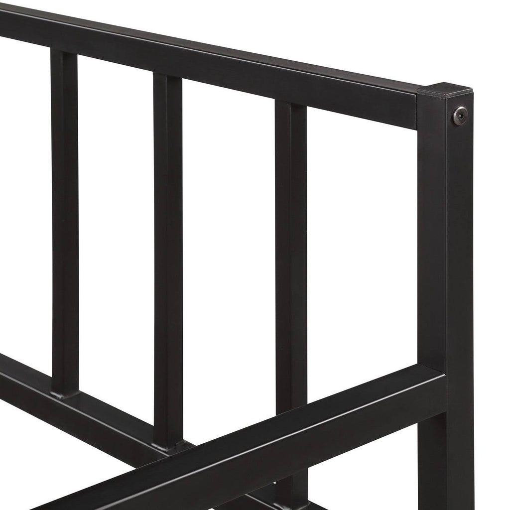 Twin-size Metal Daybed with Trundle E2337