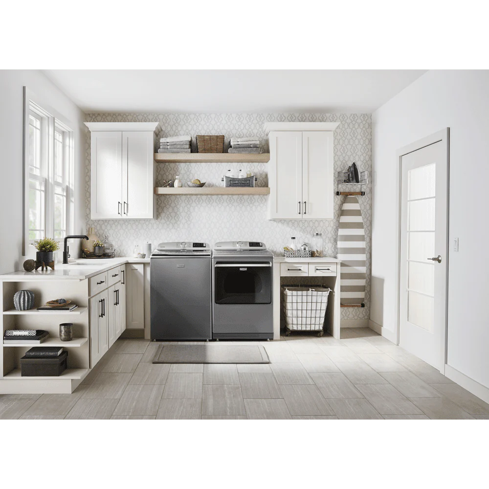 White 5.3 Cu. Ft. Top Loading Washer D7450