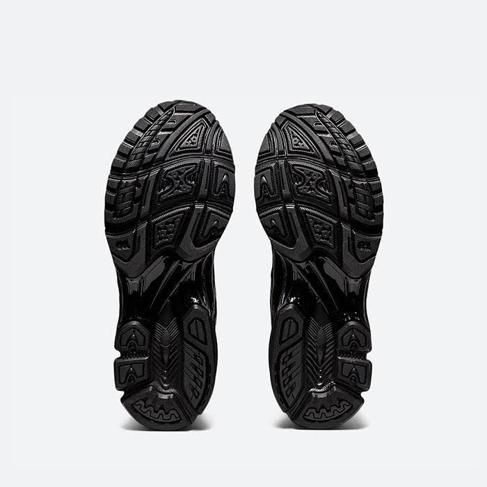 Gel-Kayano 14 J30202