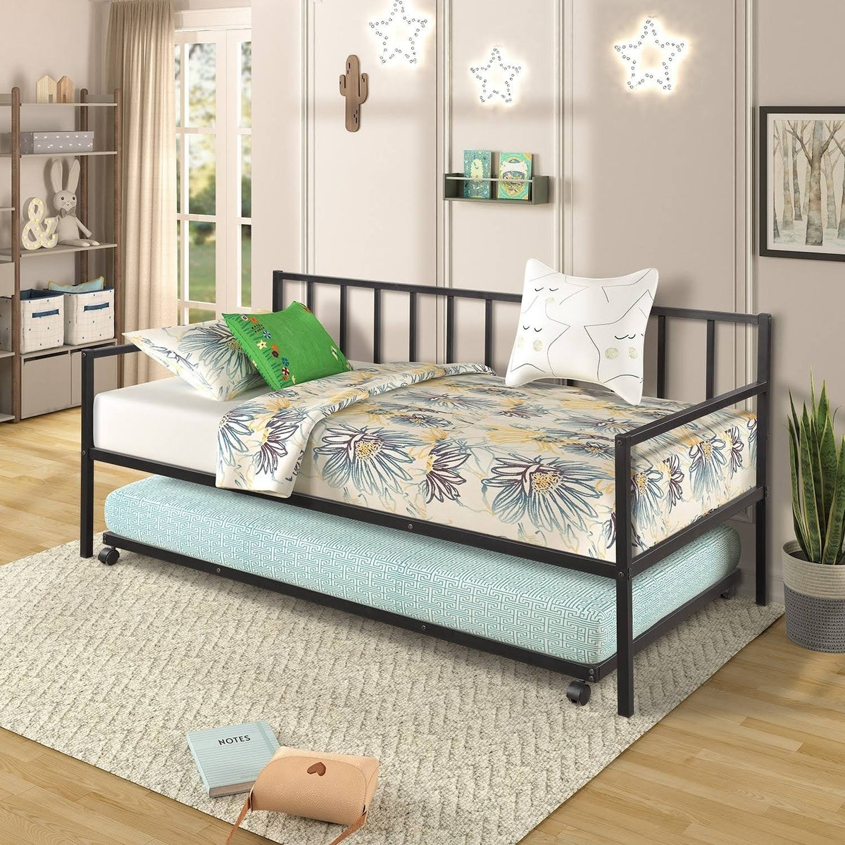 Twin-size Metal Daybed with Trundle E2337