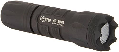 Black 1-Cell LED Flashlight 415 Lumens O2829