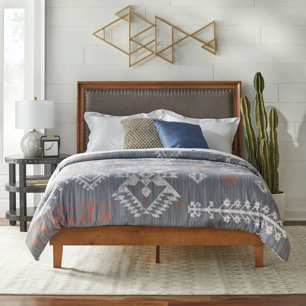 Upholstered Queen Platform Bed Grey Rustic Natural W876514